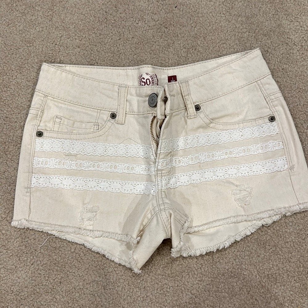 Cream colored lace shorts